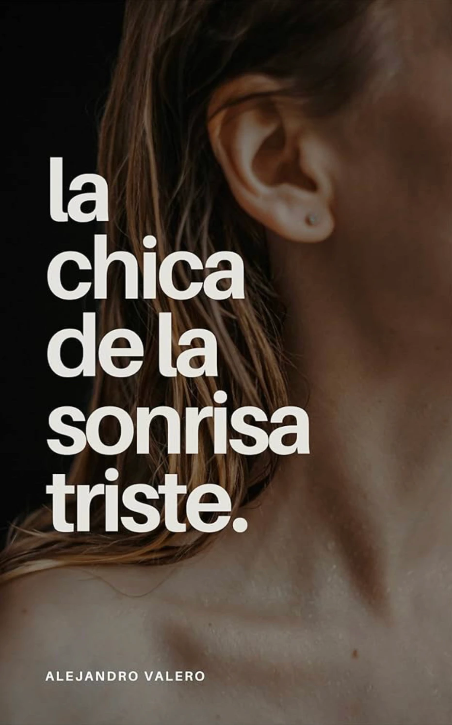 Manuscrito y notas del proceso de escritura de La chica de la sonrisa triste